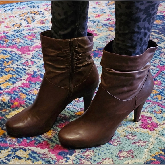 VINTAGE 90S LIKE NEW WORTHINGTON LEATHER BOOTIES SZ 10 lot 0007. - Picture 9 of 10